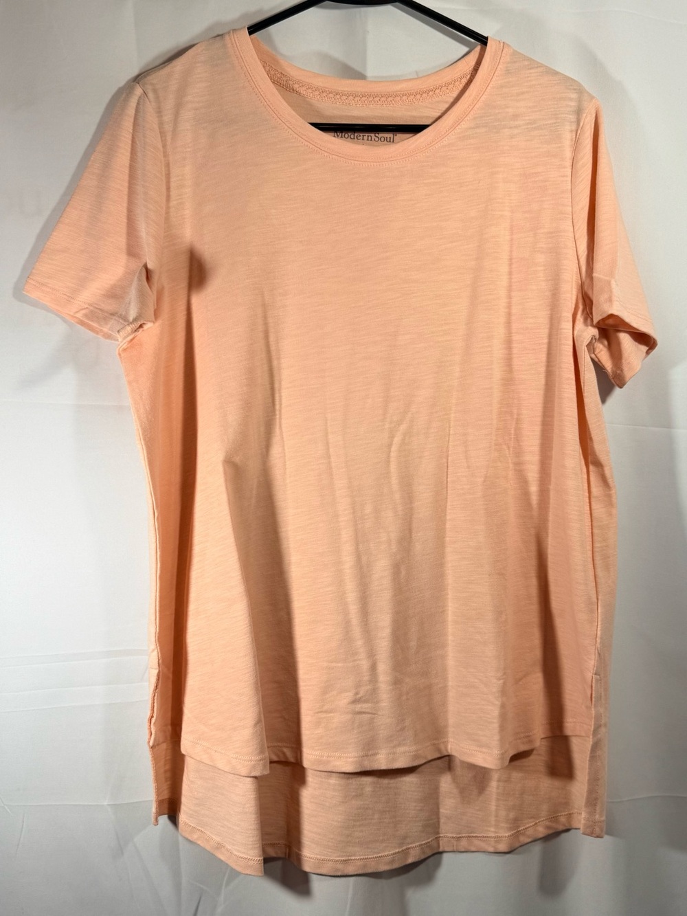 Modern Soul Women's Peach Short-Sleeve High-Low Tee Size Large